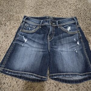 Silver jean shorts dark wash size 27